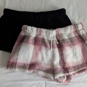 NWT (2) No Boundaries Fuzzy Shorts